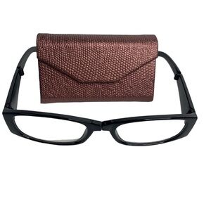 Non Prescription “Readers” Glasses Gorgeous Black Classic Frame Shape With Case